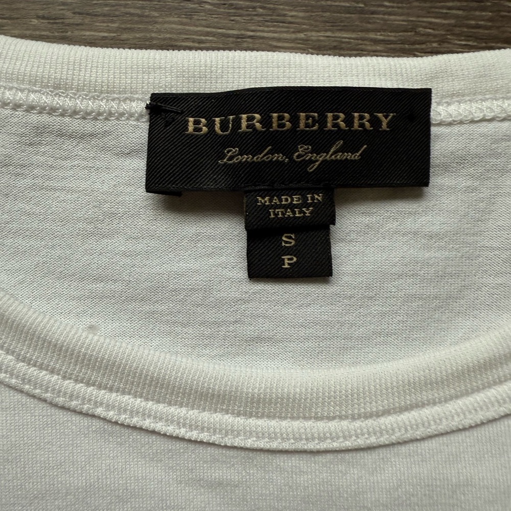 Burberry White Short Sleeve Embellished Crewneck Tee - Picture 2 of 5